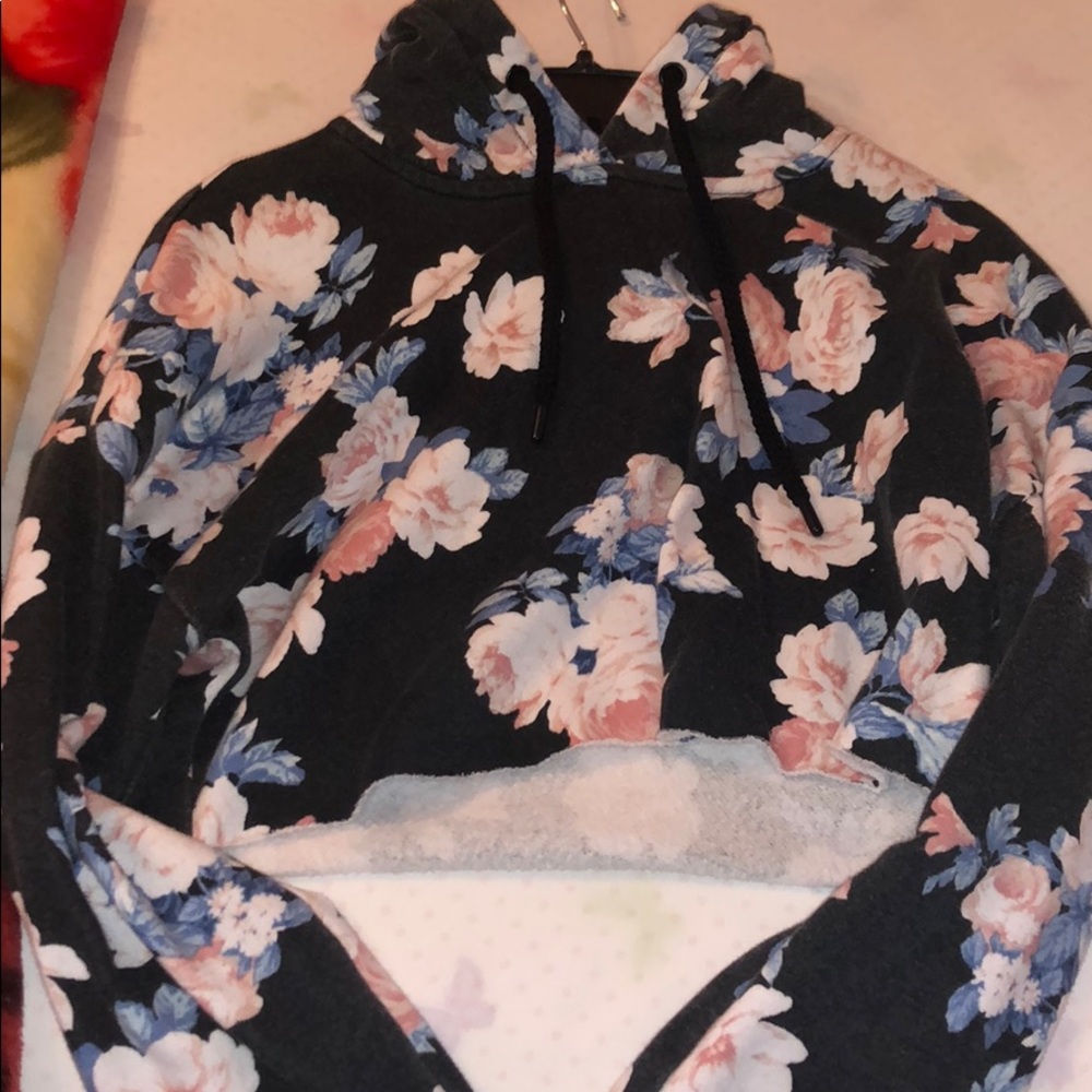 Garage girls cropped hoodie